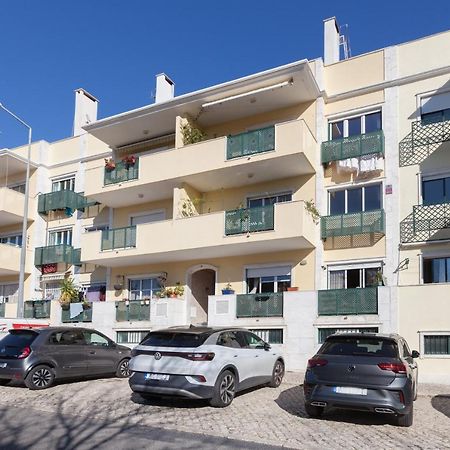 Flh Parede Family Flat With Balcony Esterno foto
