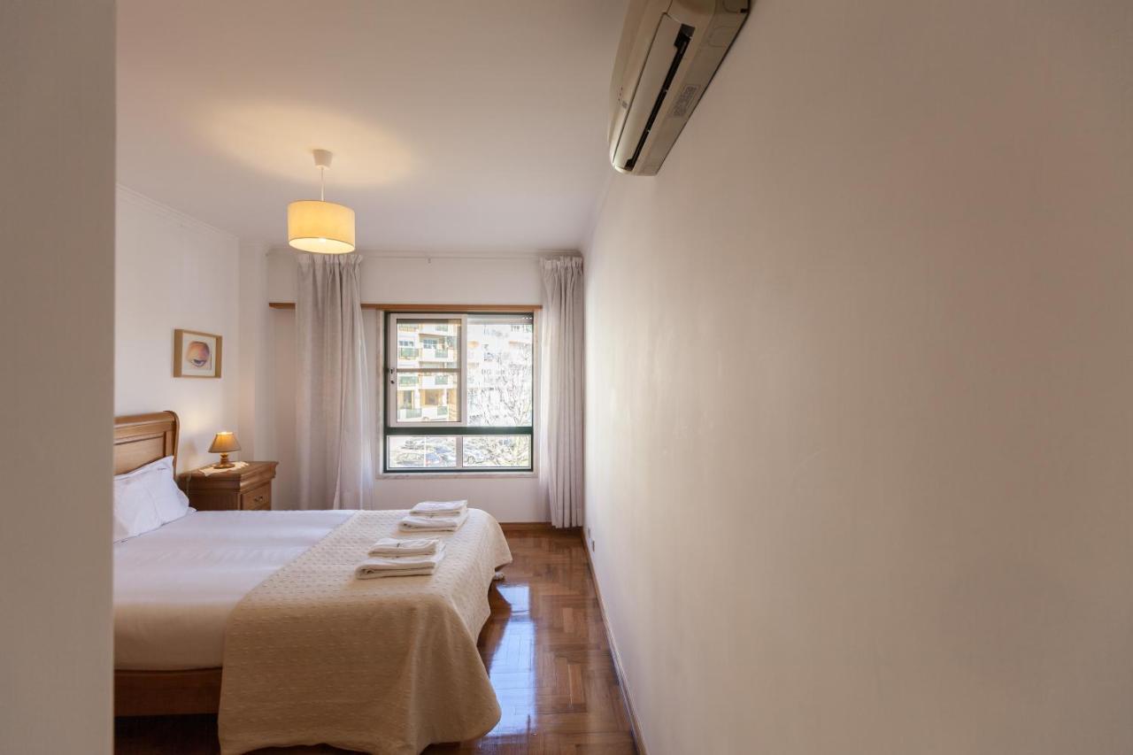 Flh Parede Family Flat With Balcony Esterno foto
