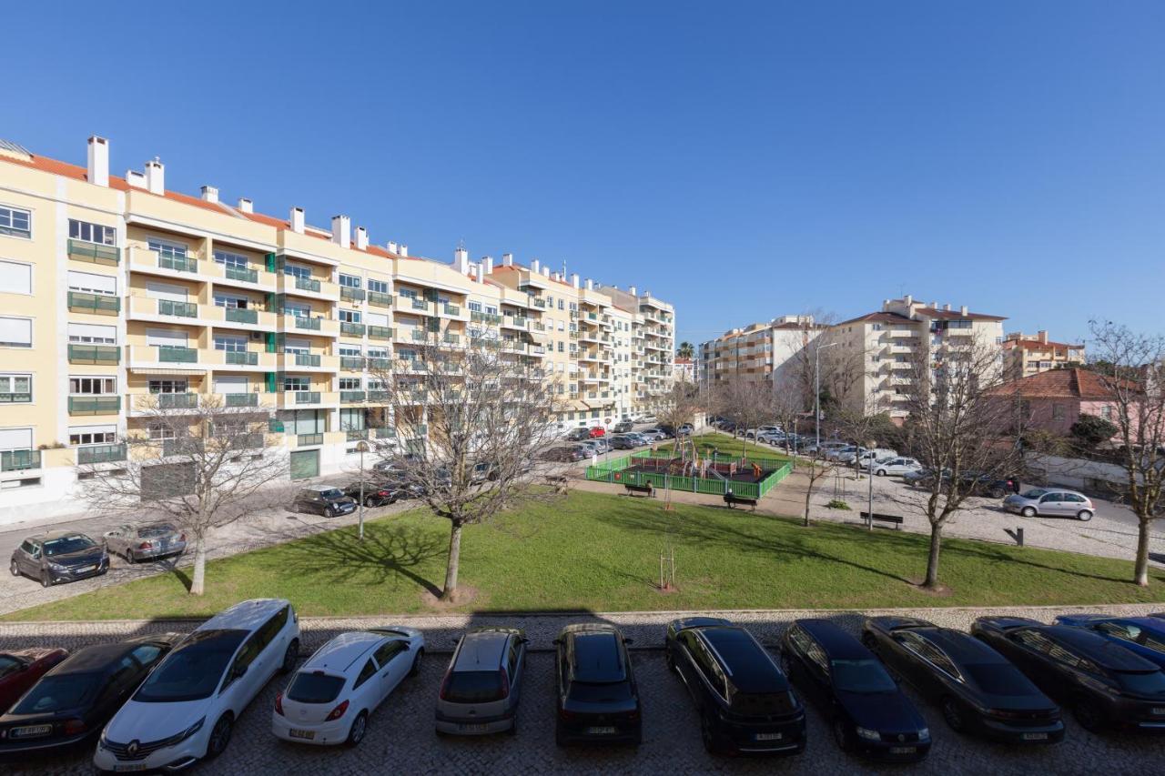 Flh Parede Family Flat With Balcony Esterno foto