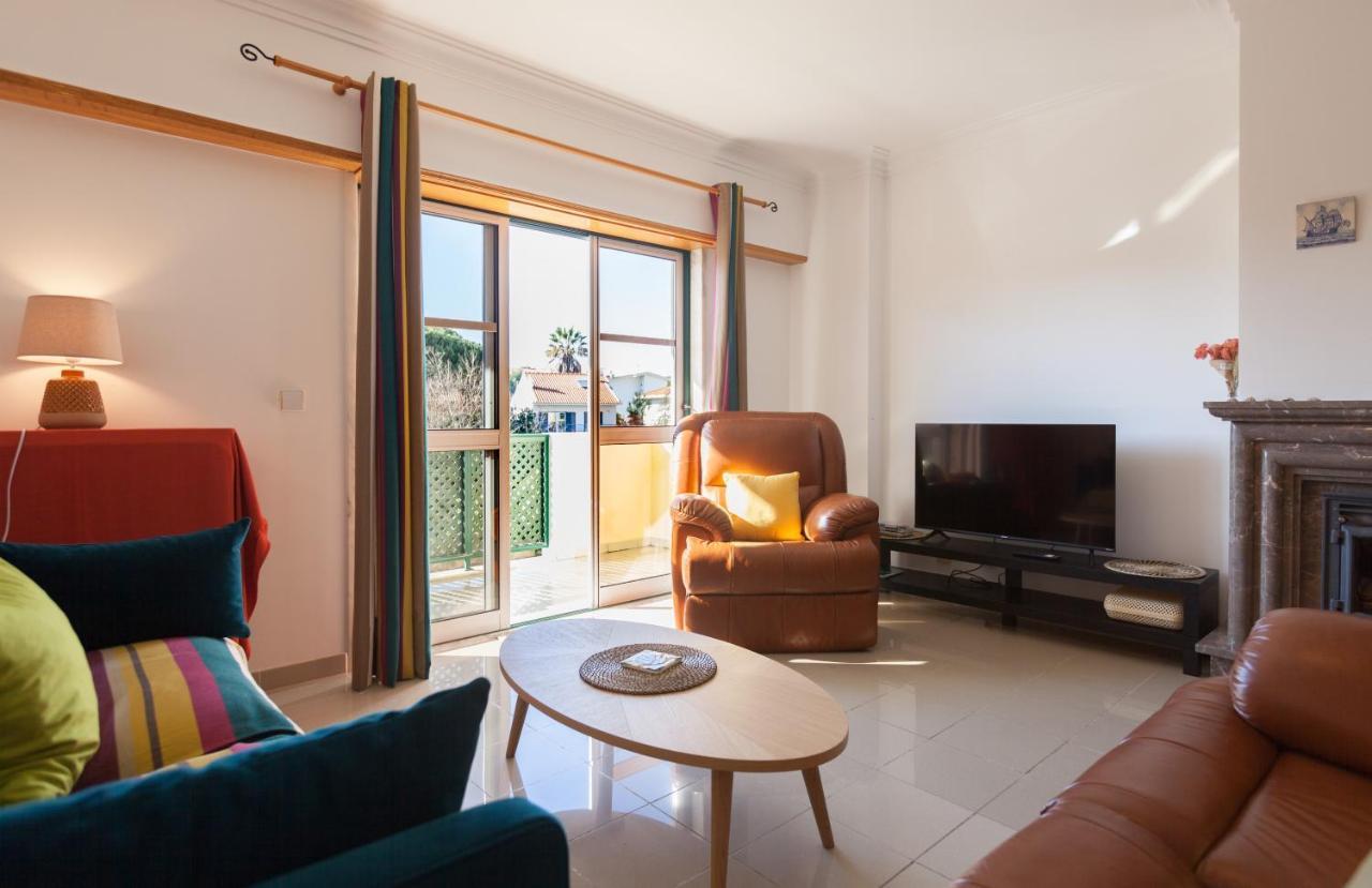 Flh Parede Family Flat With Balcony Esterno foto