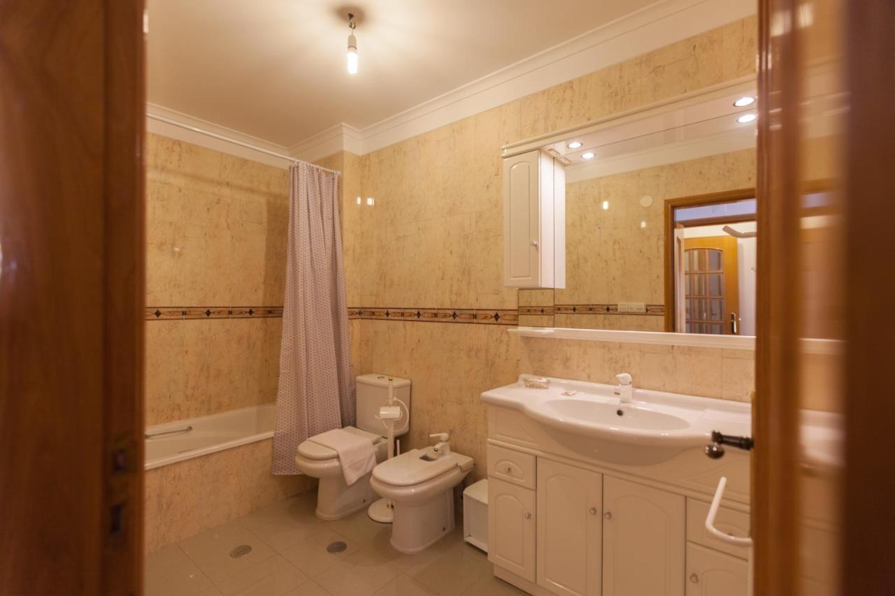 Flh Parede Family Flat With Balcony Esterno foto